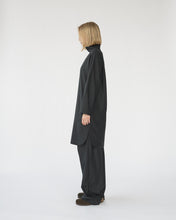 Fine wool long shirt dress.