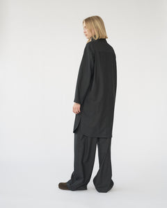 Fine wool long shirt dress.