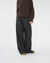 Fine Wool Wide Box Trousers