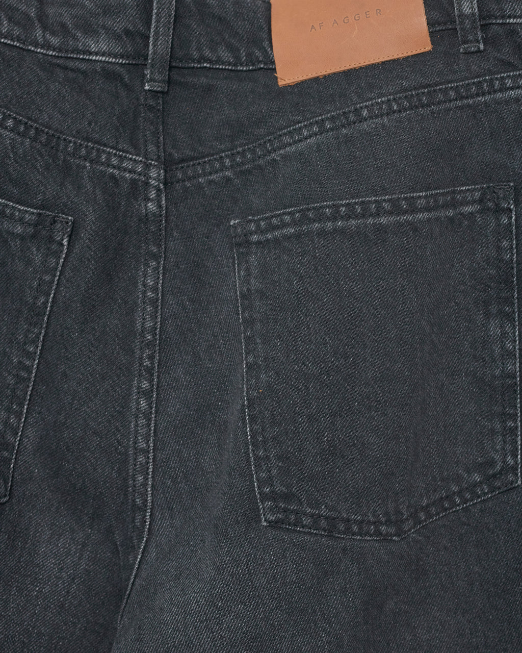 Barrel Jeans