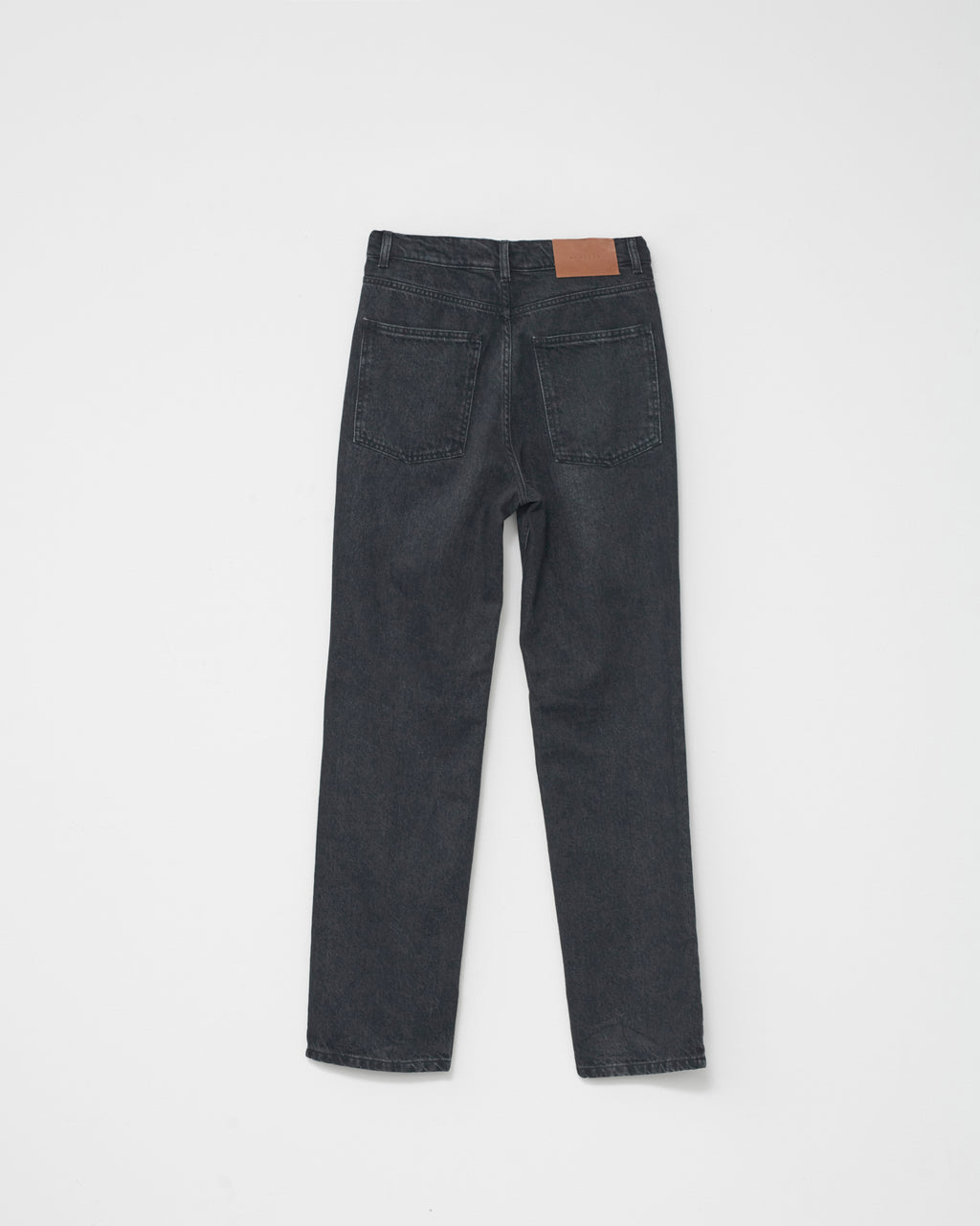 straight jeans