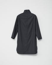 Fine wool long shirt dress.