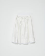 lace skirt