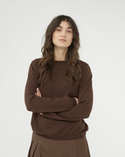 Merino knit crew neck